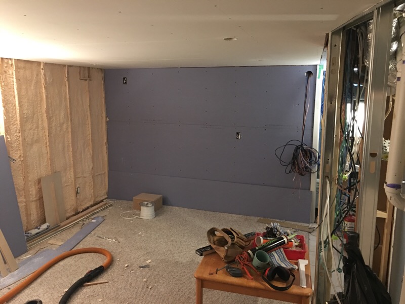 screenwall2.jpg